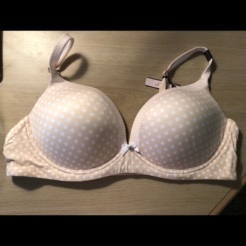 Wireless bra by Body by Victoria Secret